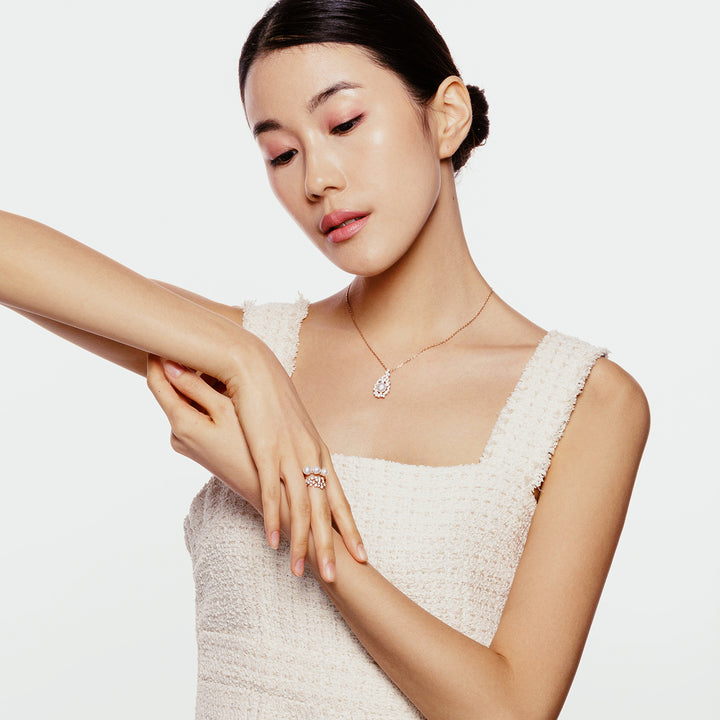 Elegant Freshwater Pearl Ring WR00128 | CELESTE - PEARLY LUSTRE