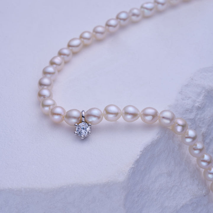New Yorker Freshwater Pearl Necklace WN00695 - PEARLY LUSTRE