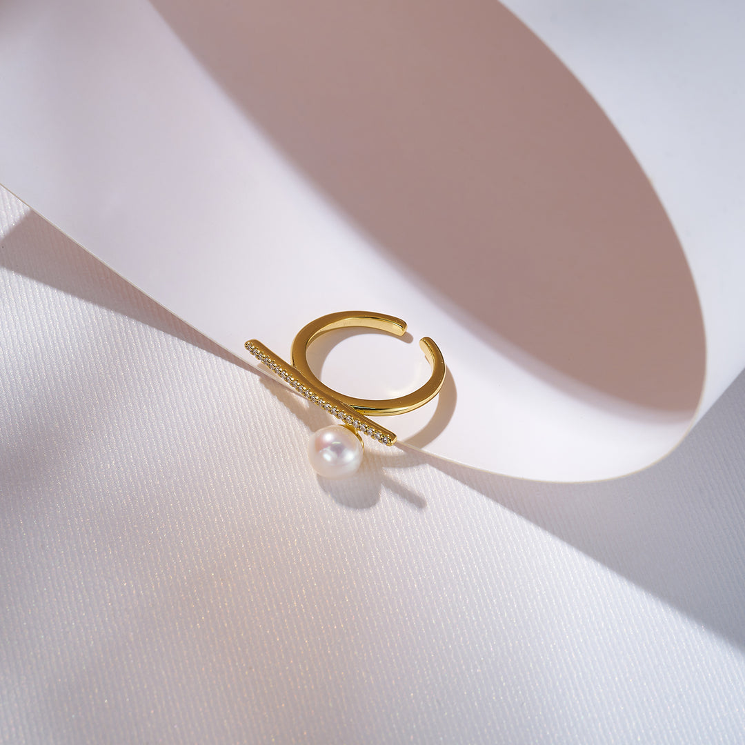 New Yorker Freshwater Pearl Ring WR00065 - PEARLY LUSTRE