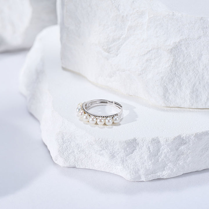 New Yorker Freshwater Pearl Ring WR00155 - PEARLY LUSTRE