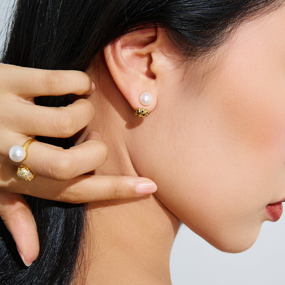 Top Lustre Freshwater Pearl Earrings WE00814 | SAFARI - PEARLY LUSTRE