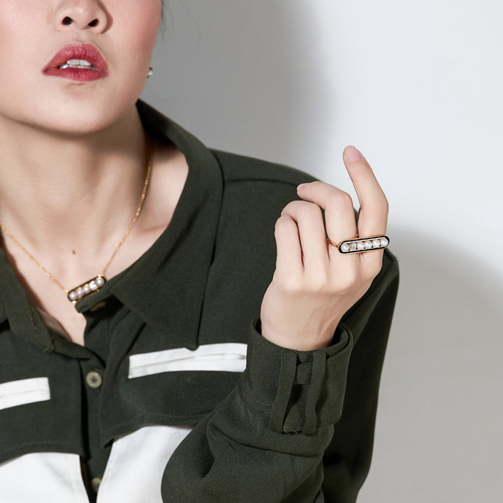 Freshwater Pearl Ring WR00203 | DECO - PEARLY LUSTRE