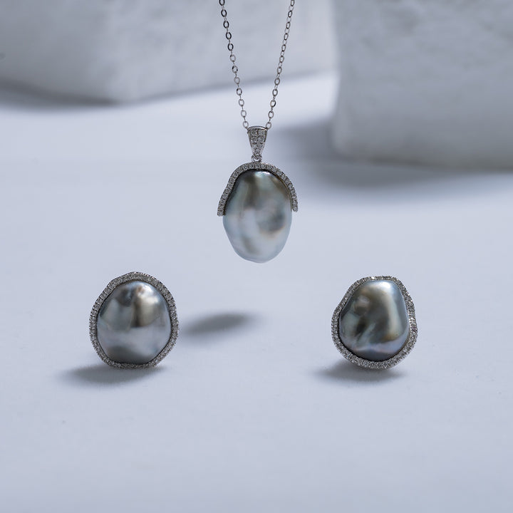 18k Solid Gold Diamond Tahitian Keshi Pearl Necklace KN00143 - PEARLY LUSTRE