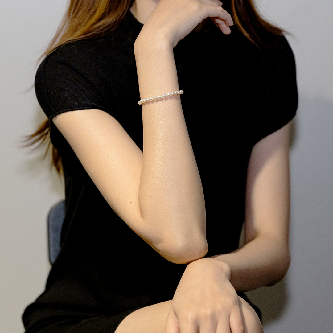 New Yorker Freshwater Pearl Bracelet WB00165 - PEARLY LUSTRE