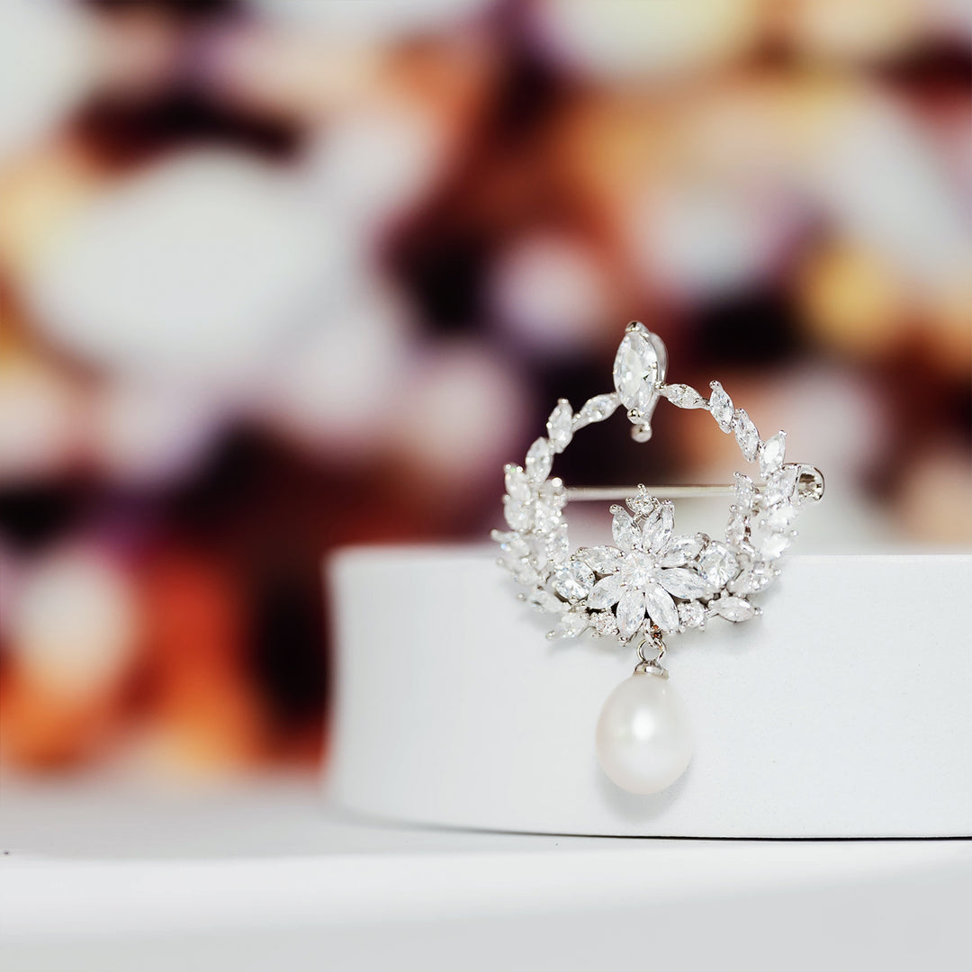 Elegant Freshwater Pearl Brooch WC00037 | GARDENS - PEARLY LUSTRE