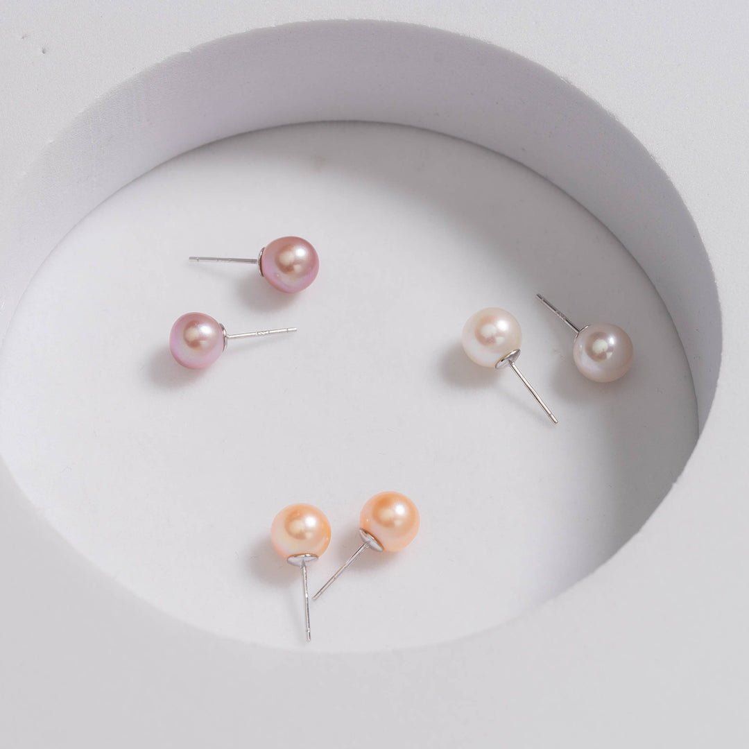 Elegant 18K Gold Top Grade Freshwater Purple Pearl Stud Earrings KE00060 - PEARLY LUSTRE
