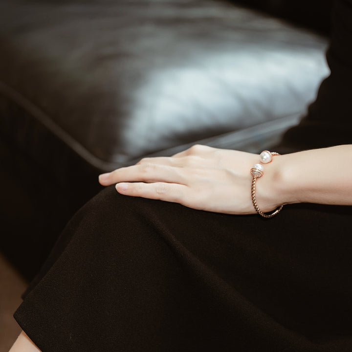 Asian Civilisations Museum Freshwater Pearl Bracelet WB00076 | New Yorker Collection - PEARLY LUSTRE