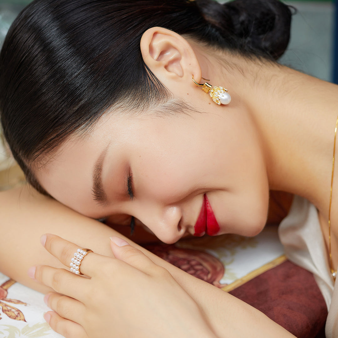 Elegant Freshwater Pearl Earrings WE00233 - PEARLY LUSTRE