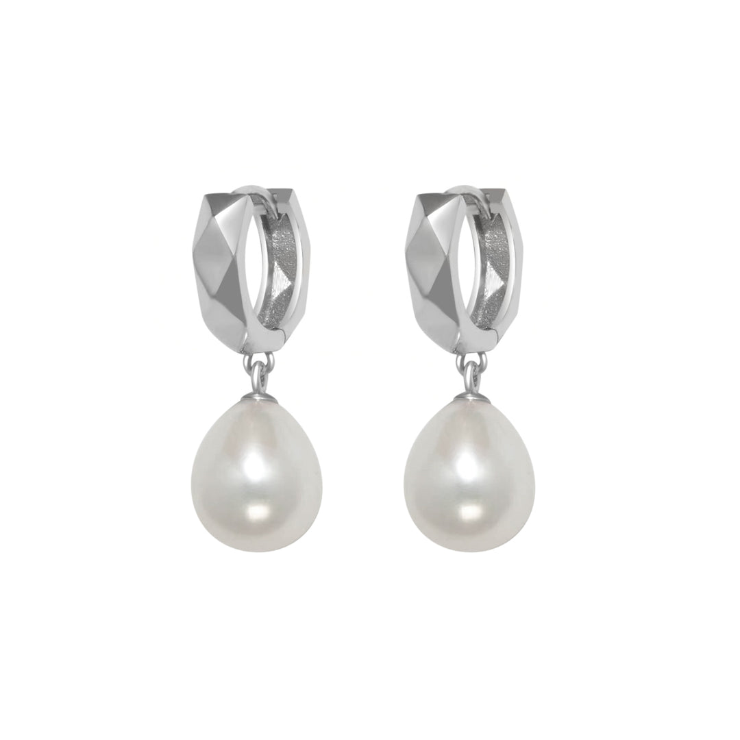 New Yorker Freshwater Pearl Earrings WE00350 - PEARLY LUSTRE