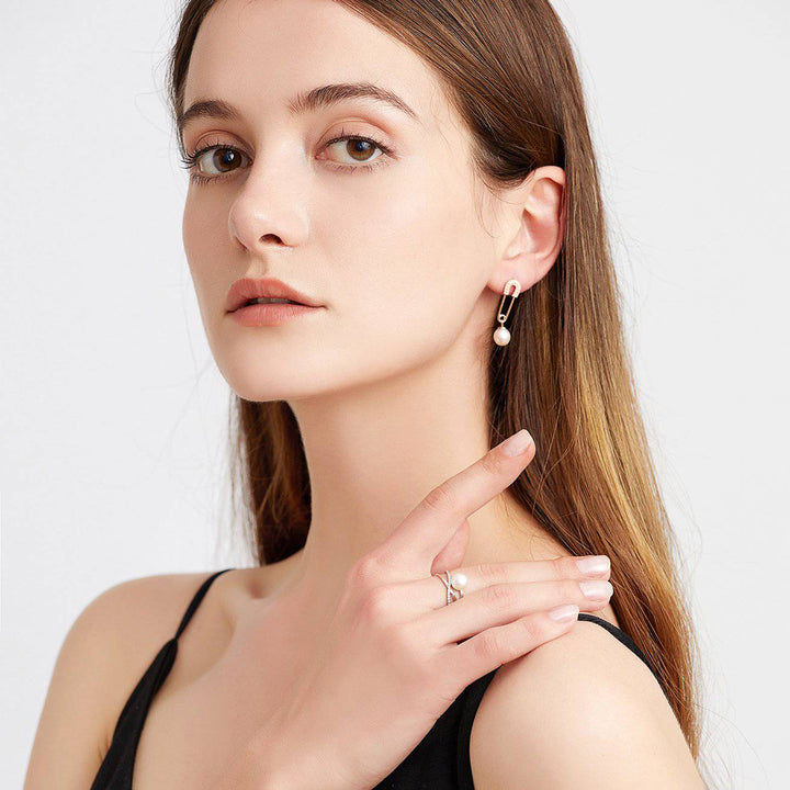 New Yorker Freshwater Pearl Earrings WE00409 - PEARLY LUSTRE