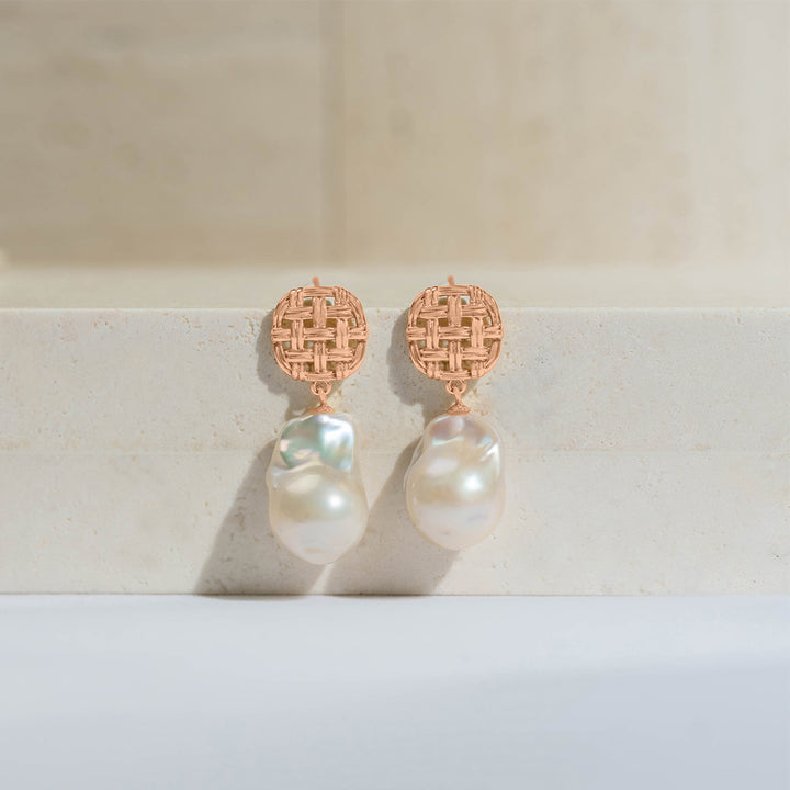 Elegant Baroque Pearl Earrings WE00431 - PEARLY LUSTRE