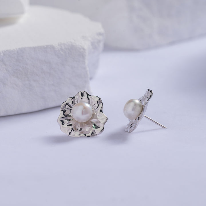 New Yorker Freshwater Pearl Earrings WE00566 - PEARLY LUSTRE