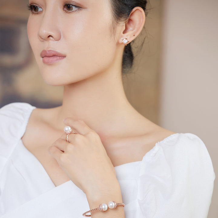 Asian Civilisations Museum Freshwater Pearl Ring WR00097 | New Yorker Collection - PEARLY LUSTRE