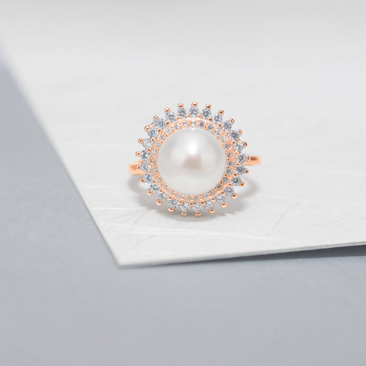 Elegant Freshwater Pearl Ring WR00138 - PEARLY LUSTRE