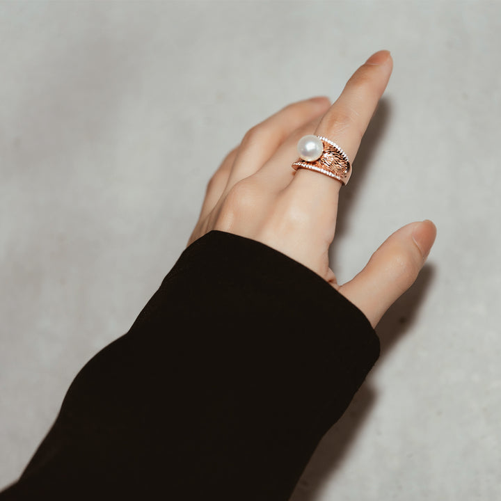 Elegant Freshwater Pearl Ring WR00139 - PEARLY LUSTRE