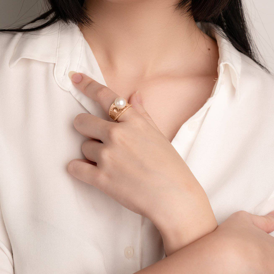 Elegant Freshwater Pearl Ring WR00139 - PEARLY LUSTRE