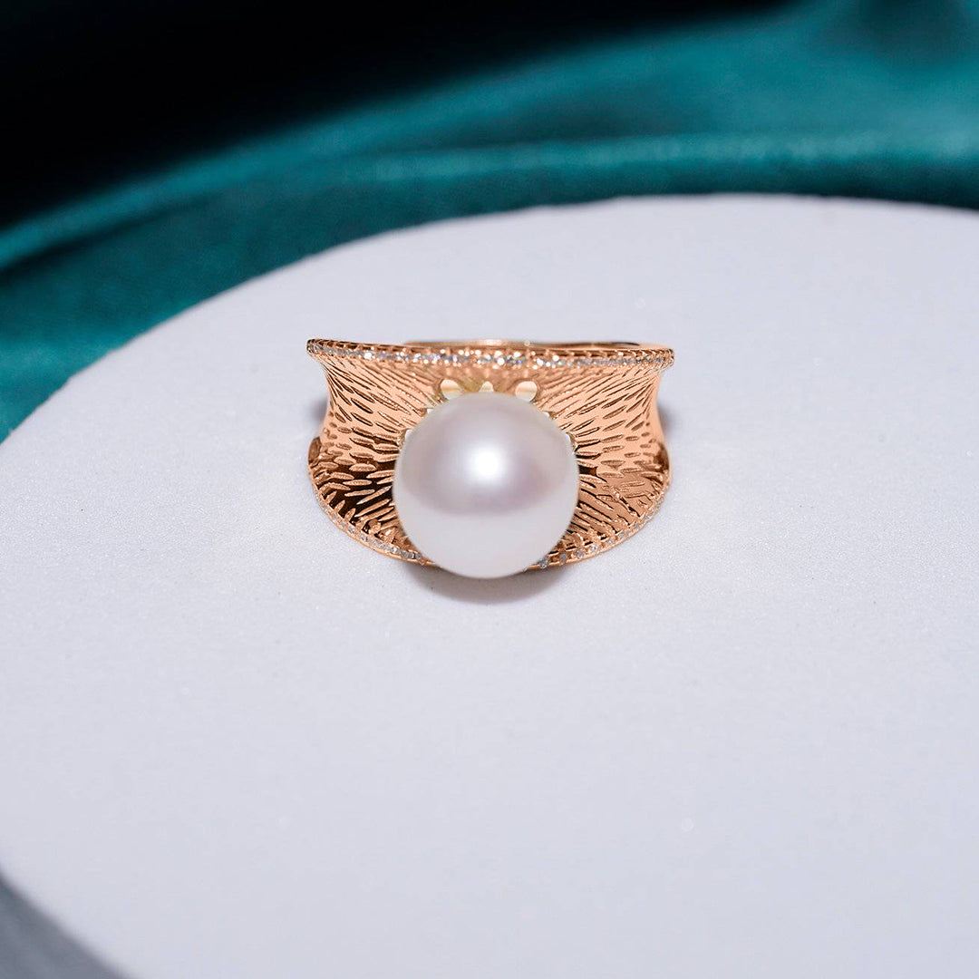 Elegant Freshwater Pearl Ring WR00139 - PEARLY LUSTRE