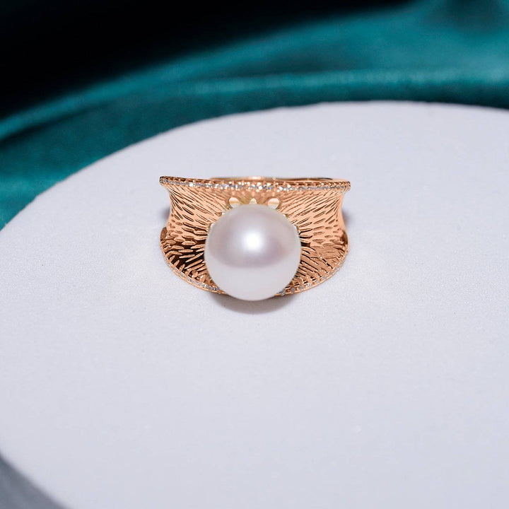 Elegant Freshwater Pearl Ring WR00139 - PEARLY LUSTRE