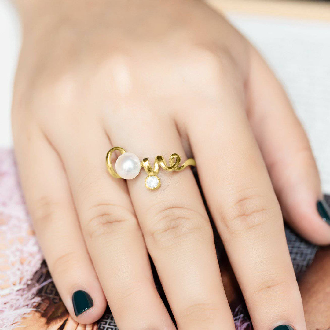 New Yorker Freshwater Pearl Ring WR00148 - PEARLY LUSTRE