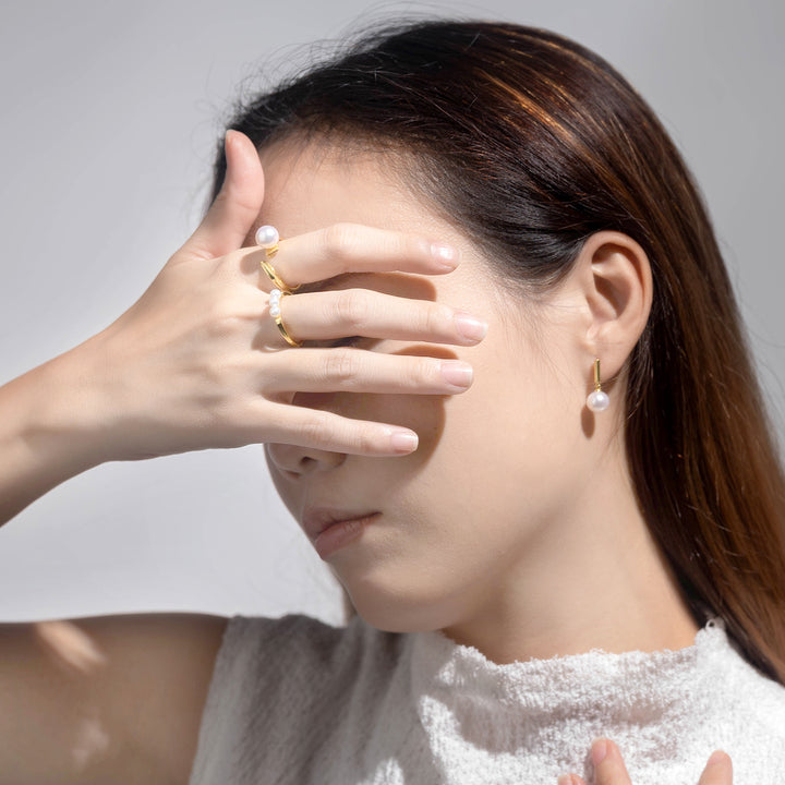 New Yorker Freshwater Pearl Ring WR00199 - PEARLY LUSTRE