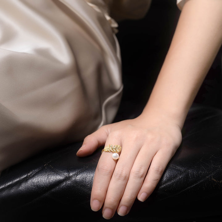 Elegant Freshwater Pearl Ring WR00207 | GARDENS - PEARLY LUSTRE