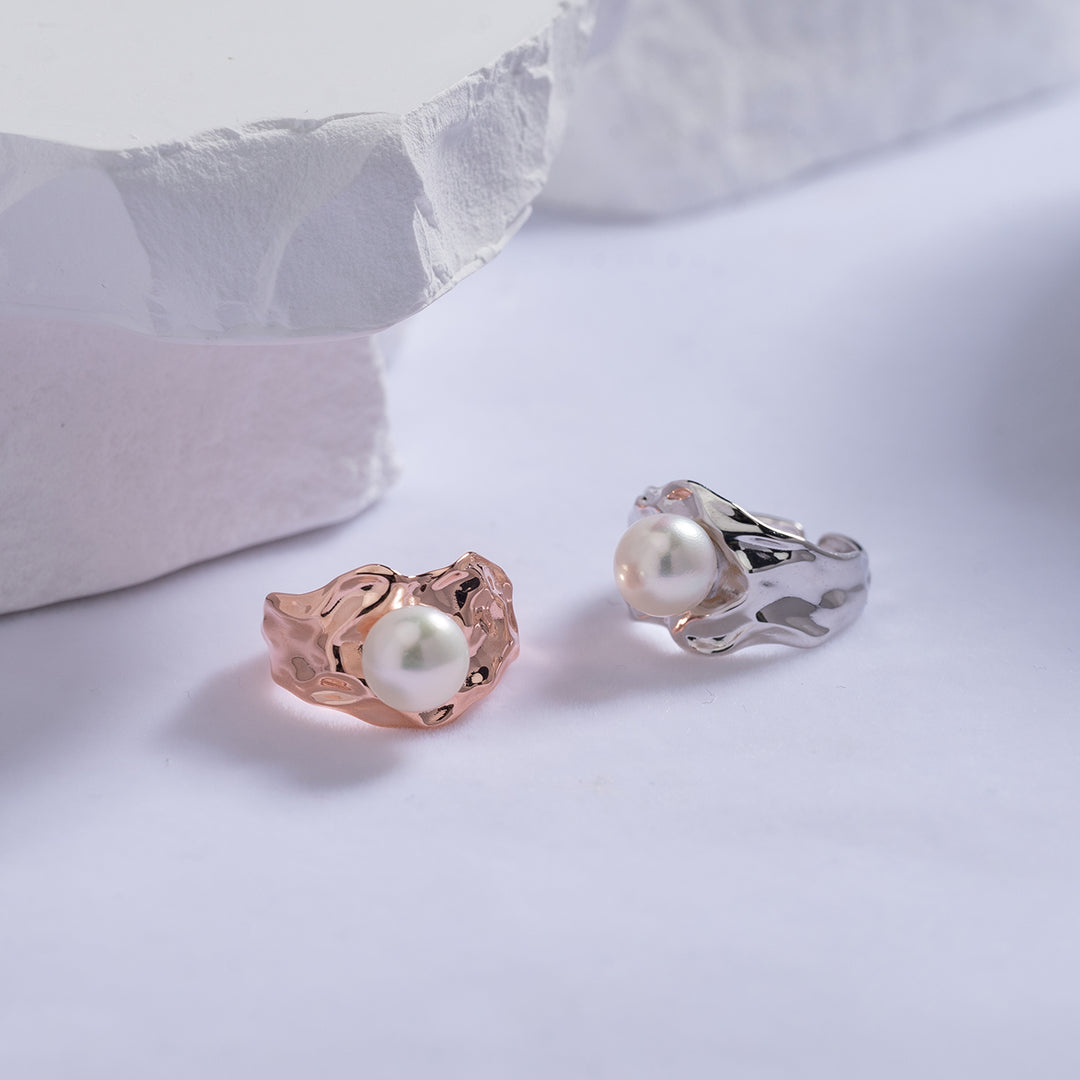 New Yorker Freshwater Pearl Ring WR00211 - PEARLY LUSTRE