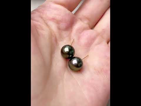 Elegant 18K Gold﻿ Top Grade Tahitian LAGOON Pearl Stud Earrings KE00015