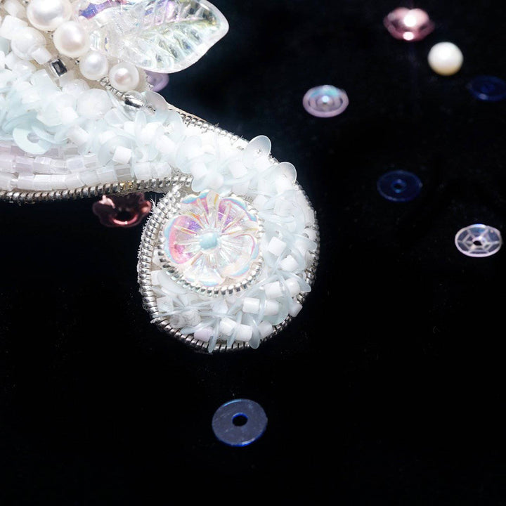 Passion for Life French Embroidery Freshwater Pearl Brooch WC00012 - PEARLY LUSTRE