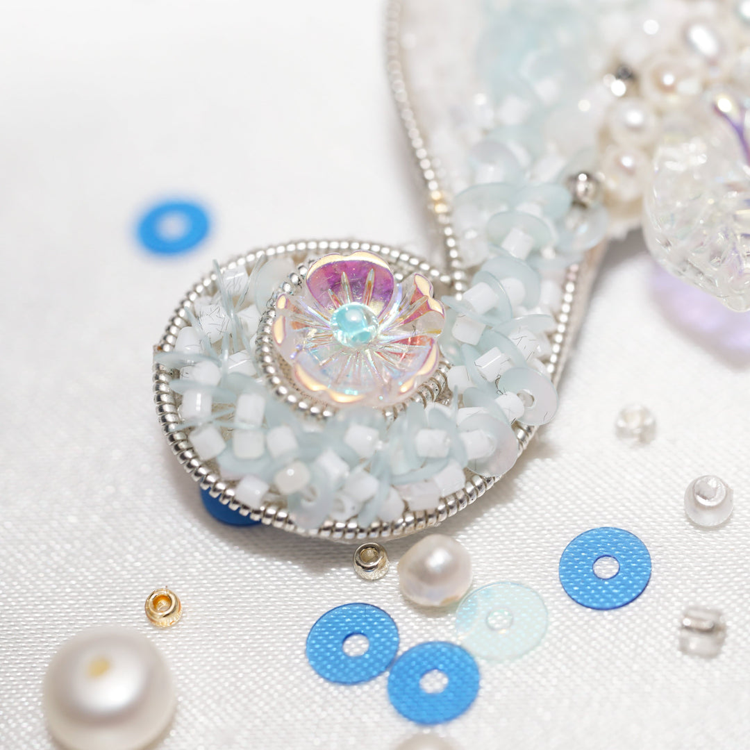 Passion for Life French Embroidery Freshwater Pearl Brooch WC00012 - PEARLY LUSTRE