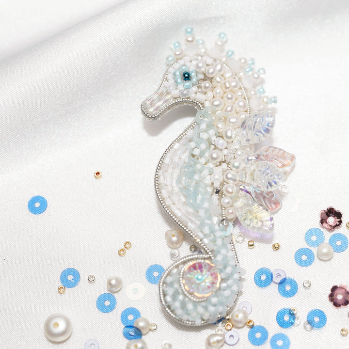Passion for Life French Embroidery Freshwater Pearl Brooch WC00012 - PEARLY LUSTRE