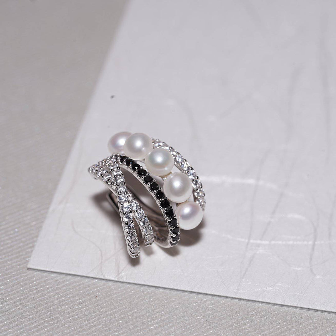 New Yorker Freshwater Pearl Earring Cuff WE00219 - PEARLY LUSTRE