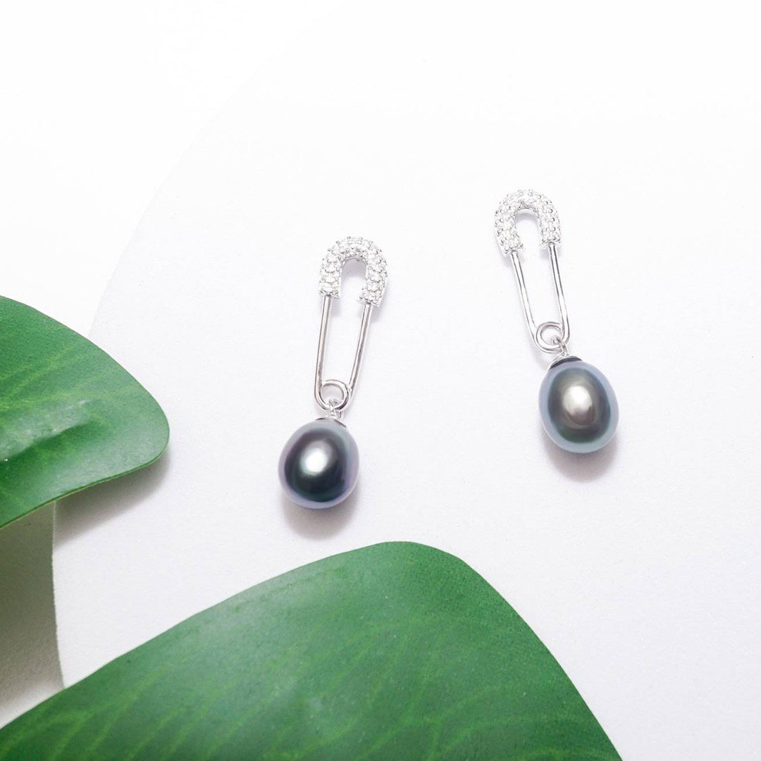 New Yorker Freshwater Pearl Earrings WE00203 - PEARLY LUSTRE
