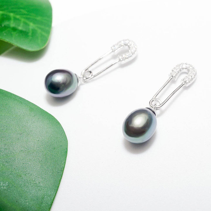 New Yorker Freshwater Pearl Earrings WE00203 - PEARLY LUSTRE
