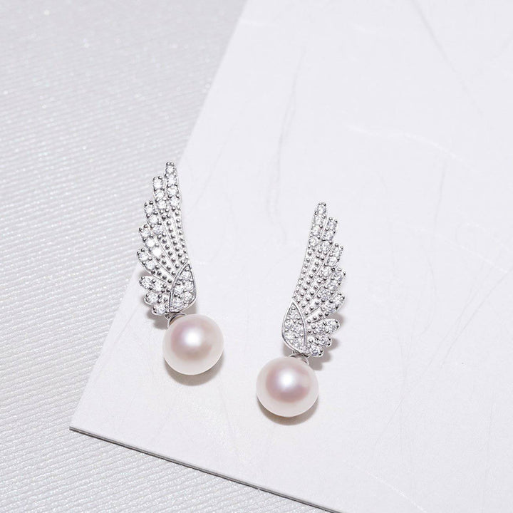 New Yorker Freshwater Pearl Earrings WE00205 - PEARLY LUSTRE