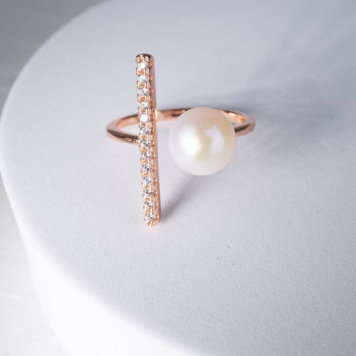 New Yorker Freshwater Pearl Ring WR00060 - PEARLY LUSTRE