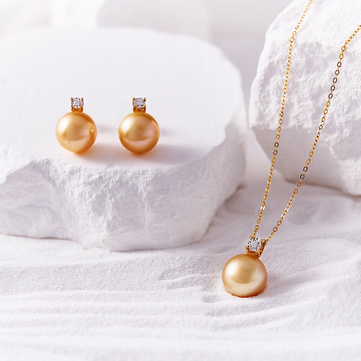 Boucle d'oreille perle dorée de la mer du Sud en diamant or 18 carats KE00278