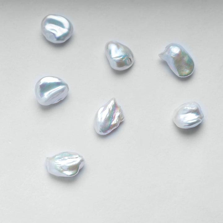 BAROQUE Pearl WA00078 | FLUID - PEARLY LUSTRE