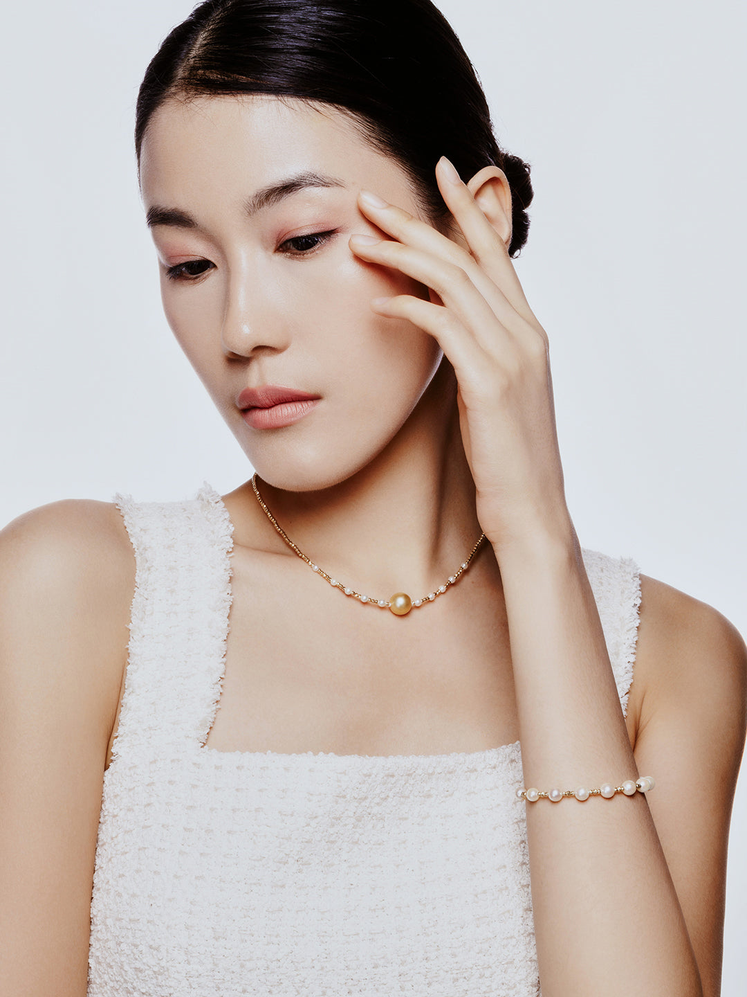 Top Lustre 18k Solid Gold South Sea Golden Pearl Necklace KN00123 | HARMONY