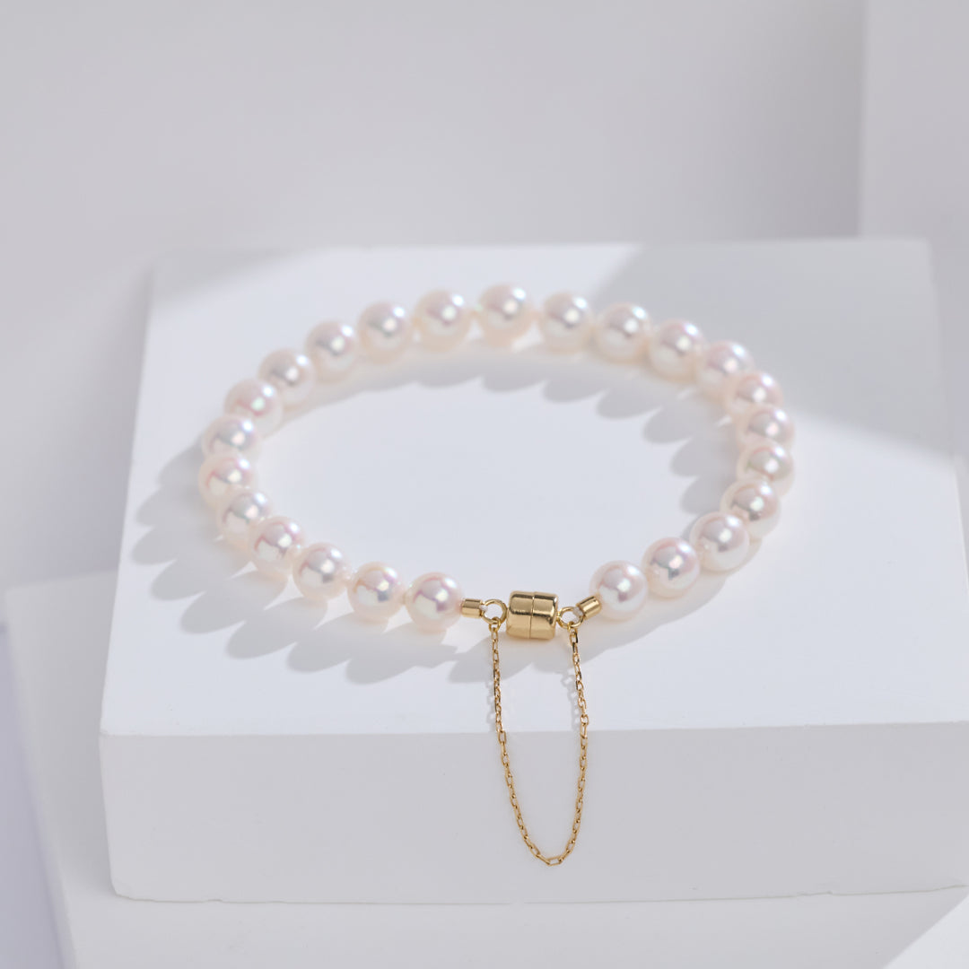 Bracelet en or massif 18 carats à perles Akoya à lustre supérieur KB00077