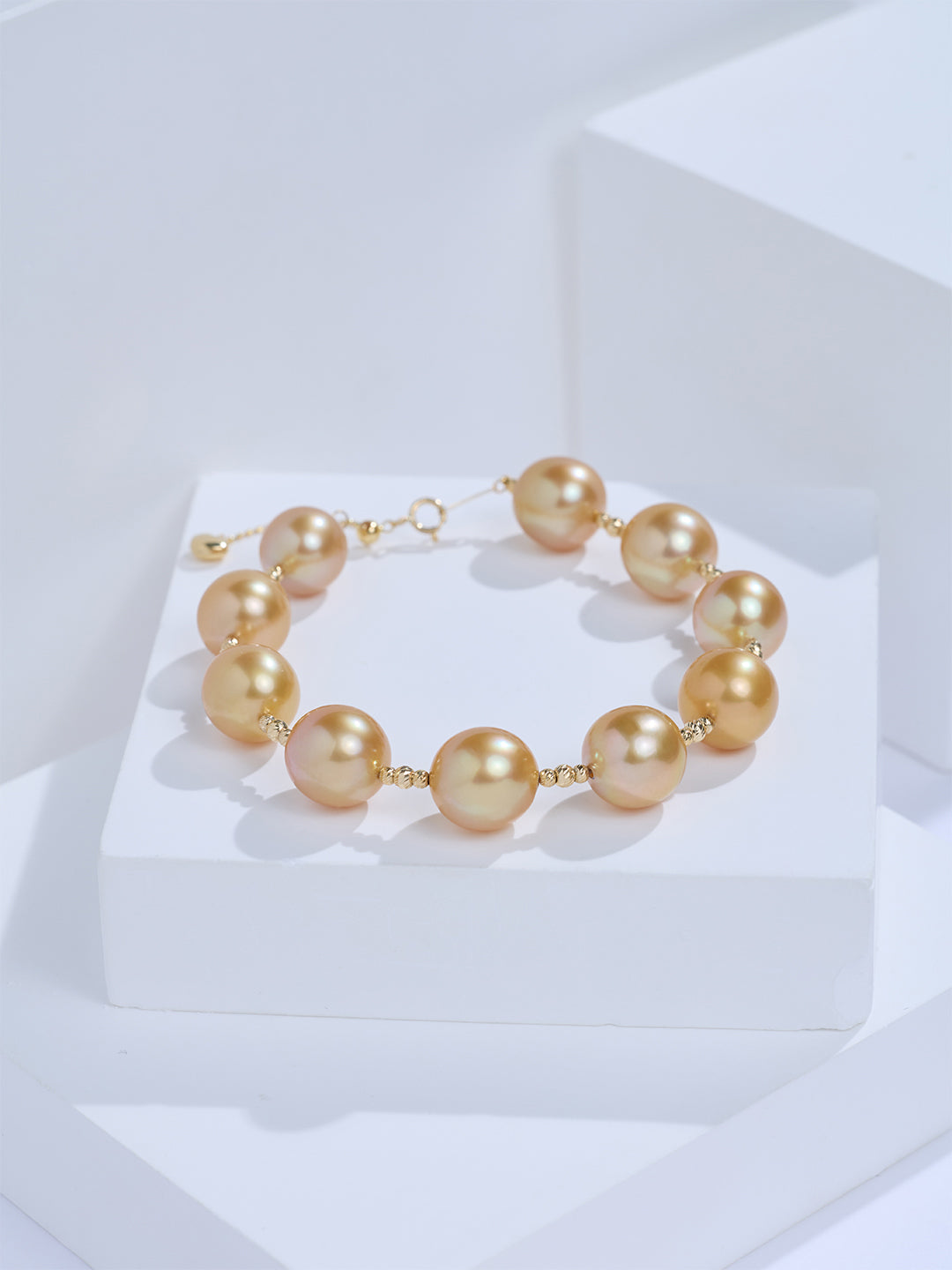 Top Lustre 18K  Gold Golden South Sea Pearl Bracelet KB00085