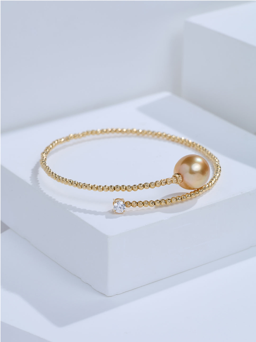 Top Lustre 18K Gold Golden South Sea Pearl Bracelet KB00088