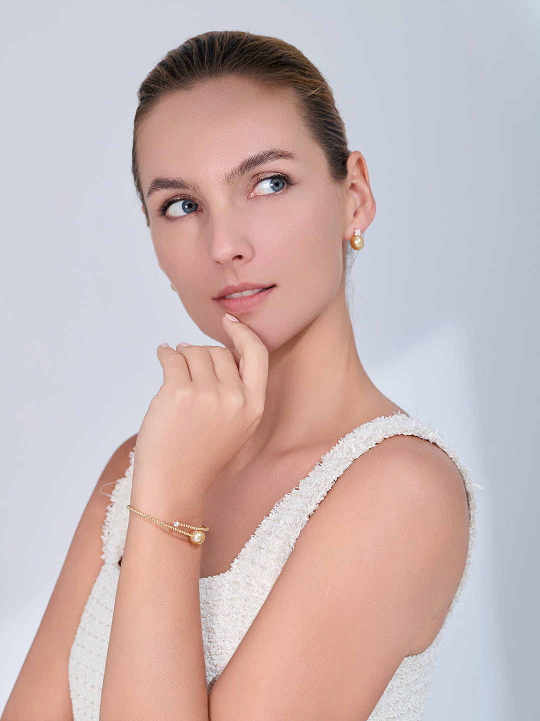 Top Lustre 18K Gold Golden South Sea Pearl Bracelet KB00088