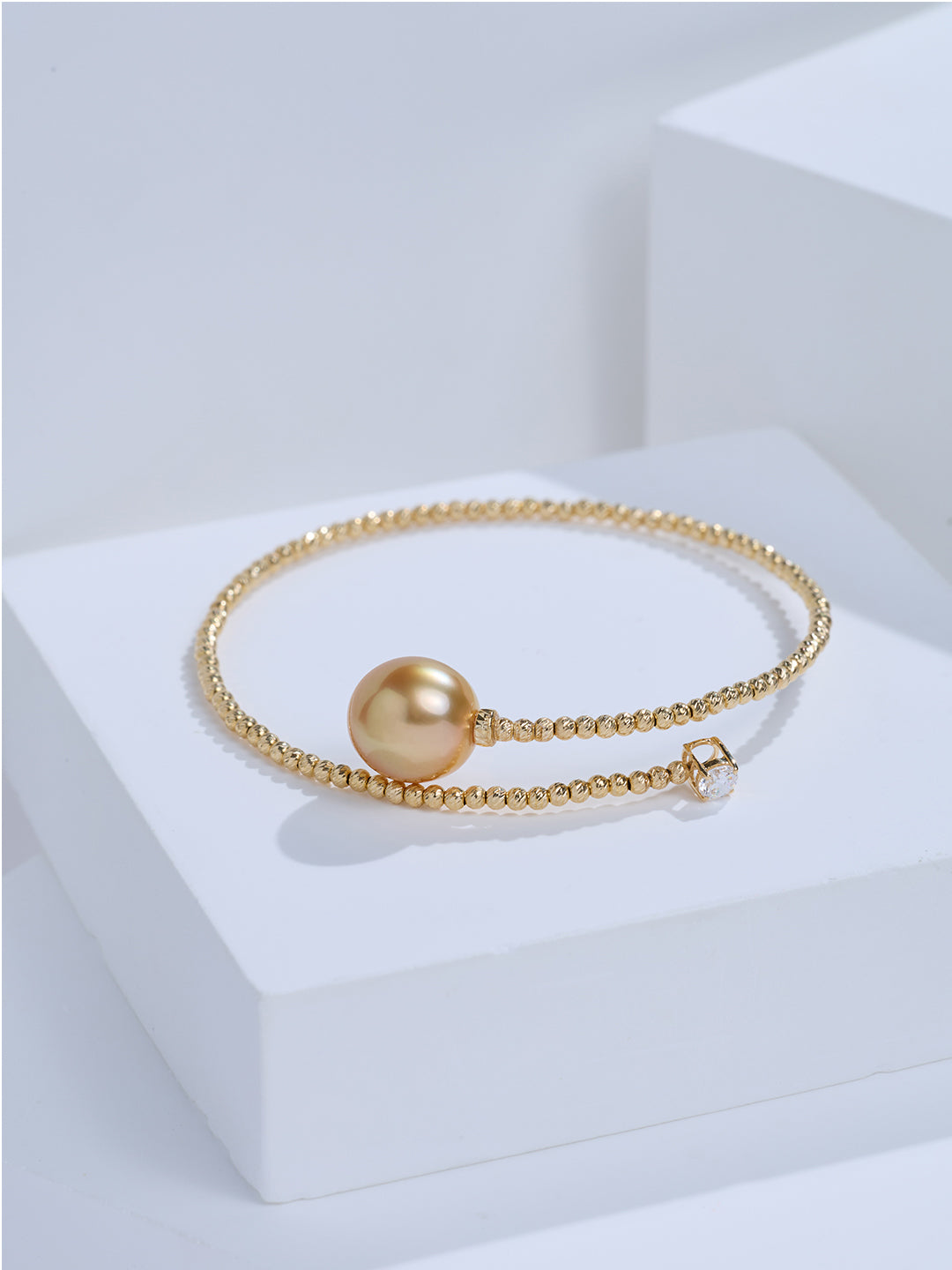 Top Lustre 18K Gold Golden South Sea Pearl Bracelet KB00088