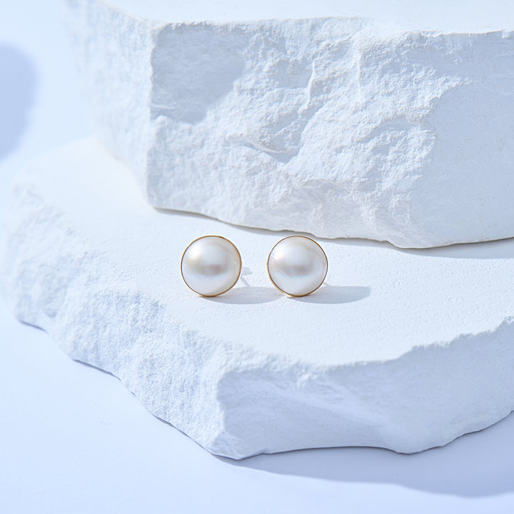 Subang Mutiara Mabe Emas 18K yang Elegan KE00024