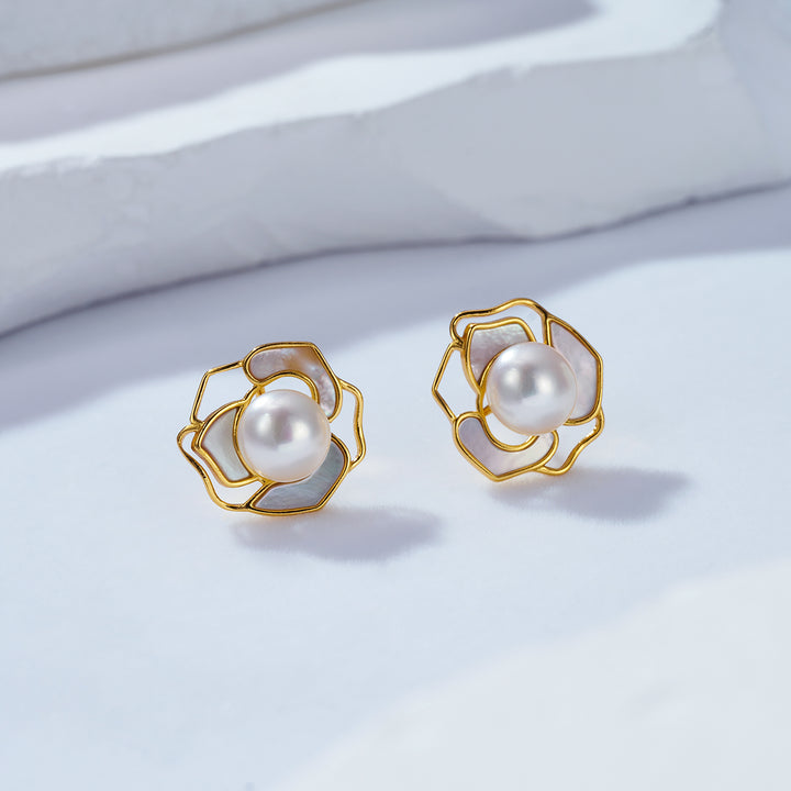 Garden City 18K Solid Gold Freshwater Pearl Earrings KE00038 | Elegant Collection