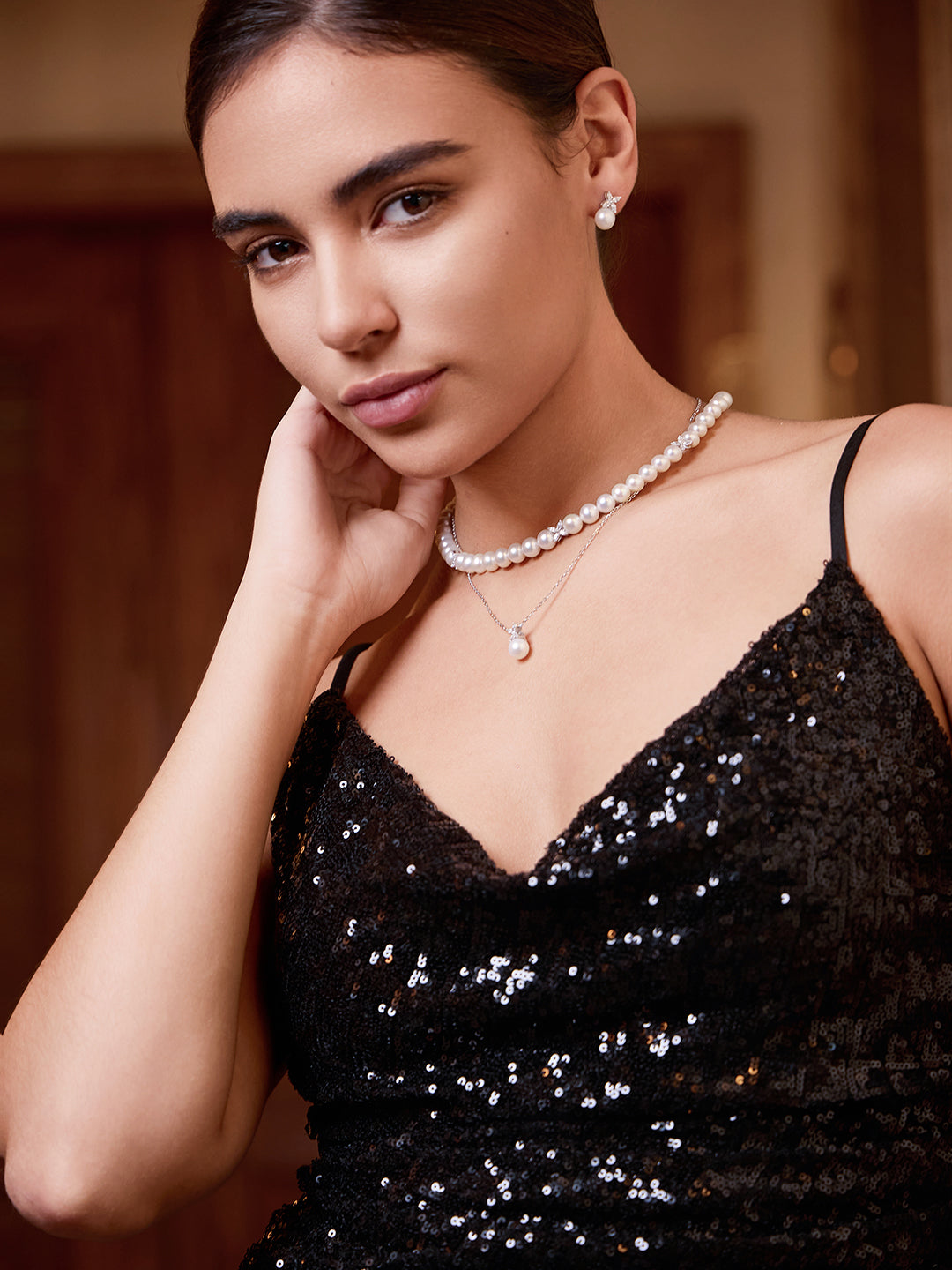 Pendientes de perlas Akoya con diamantes de 18 quilates KE00114 | HOJA ETERNA