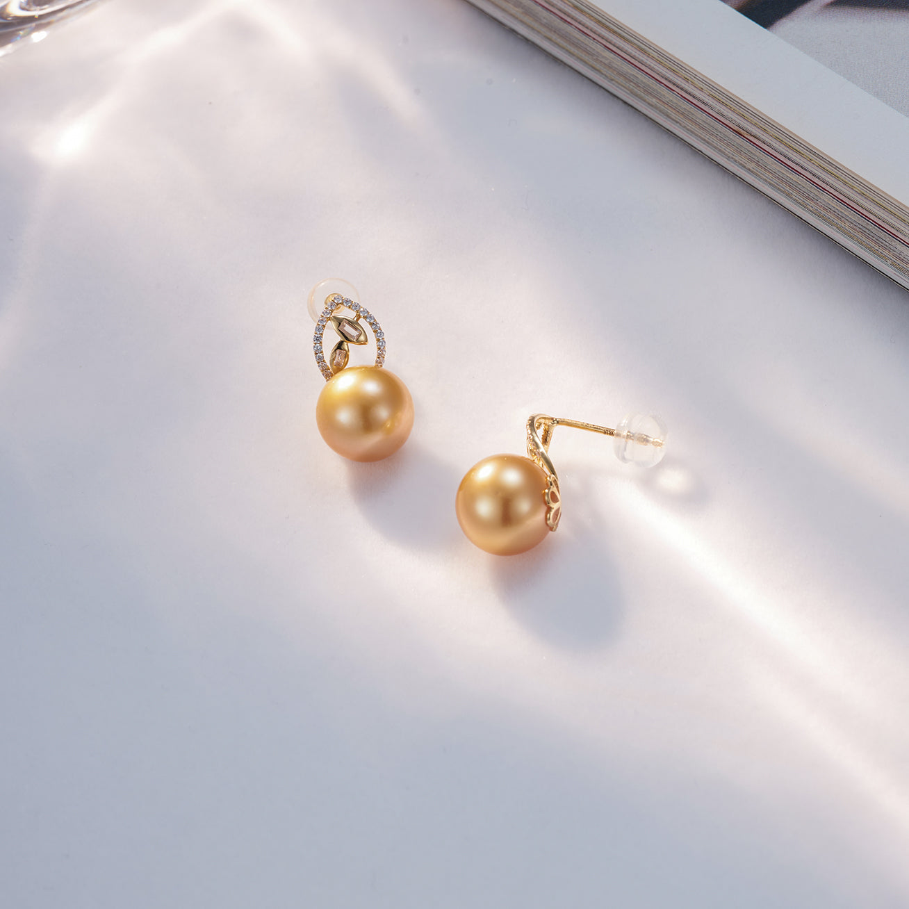 18K Solid Gold South Sea Golden Pearl Stud Earrings KE00127 - PEARLY LUSTRE