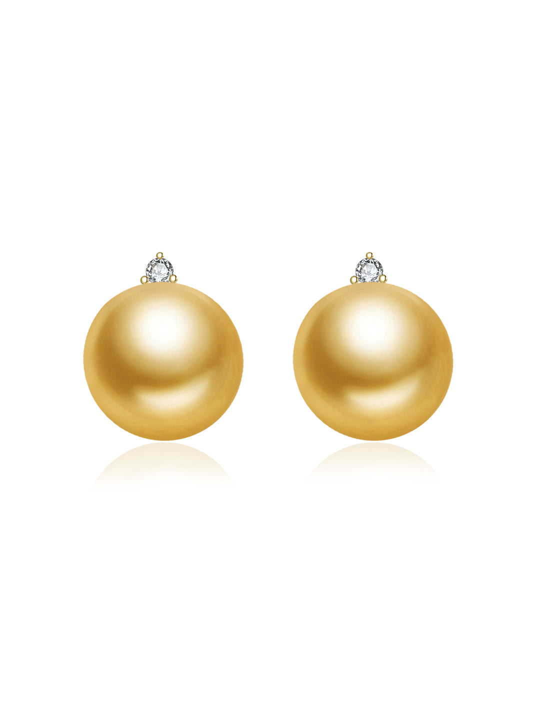 Boucle d'oreille en or 18 carats et diamants des mers du Sud KE00131