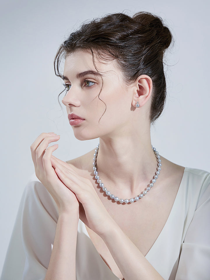Collar de perlas Akoya azul de plata con brillo superior de oro de 18k KN00159