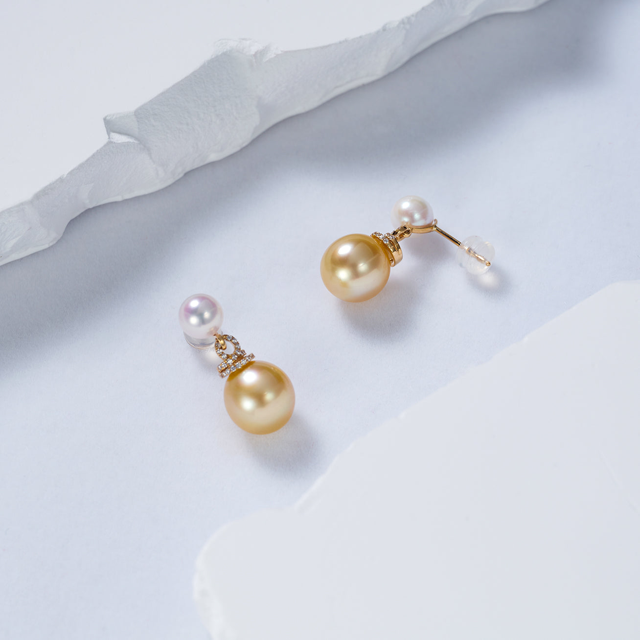 18K ソリッド ゴールド 南洋ゴールデンとアコヤ白蝶真珠のイヤリング